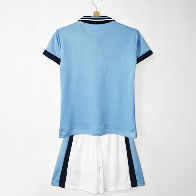 SS Lazio Retro Barn Hemmaställ 1996/97 – Klassiskt Fotbollsställ 2 SS Lazio Retro Barn Hemmaställ 1996/97 – Klassiskt Fotbollsställ