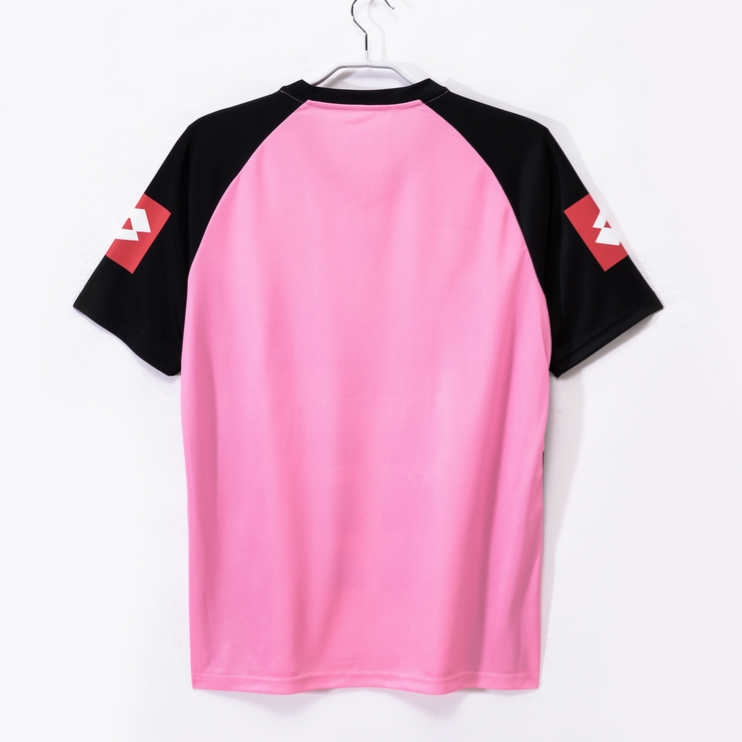Juventus 2002/03 Retro Bortatröja – Rosa Klassisk Fotbollströja 2 Juventus 2002/03 Retro Bortatröja – Rosa Klassisk Fotbollströja