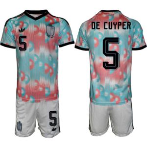 Belgien VM 2026 Bortatröja Herr – Maxim De Cuyper #5 Fotbollströja och Shorts Set