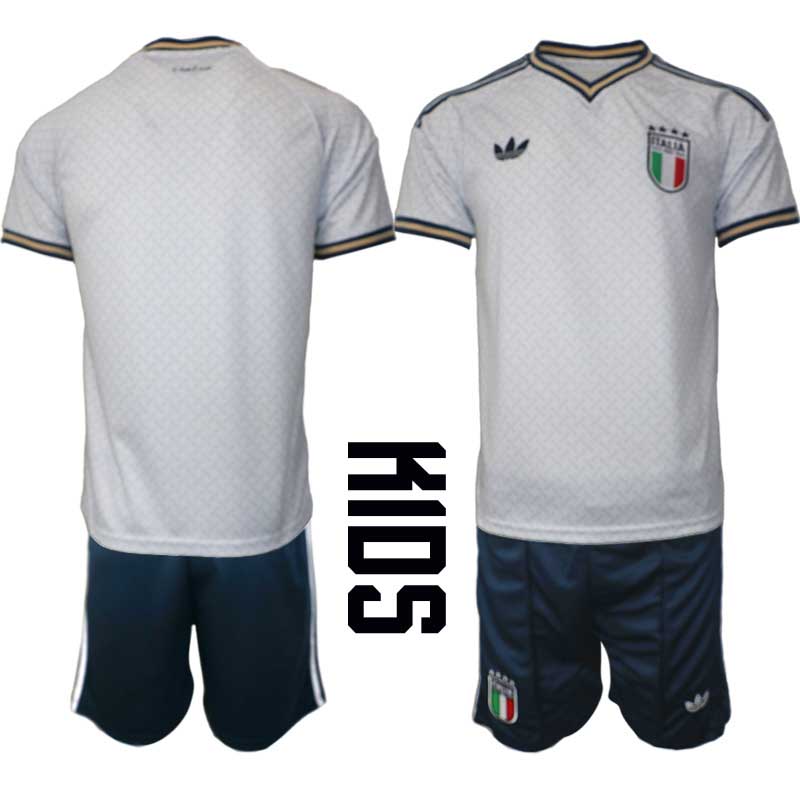 Italien Bortaställ VM 2026 Barn – Fotbollsset Tröja & Shorts 1 Italien Bortaställ VM 2026 Barn – Fotbollsset Tröja & Shorts