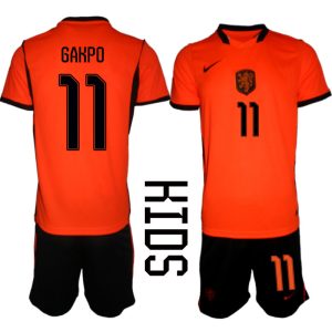 Nederländerna Hemmaställ VM 2026 Barn Cody Gakpo 11 Tröja och Shorts